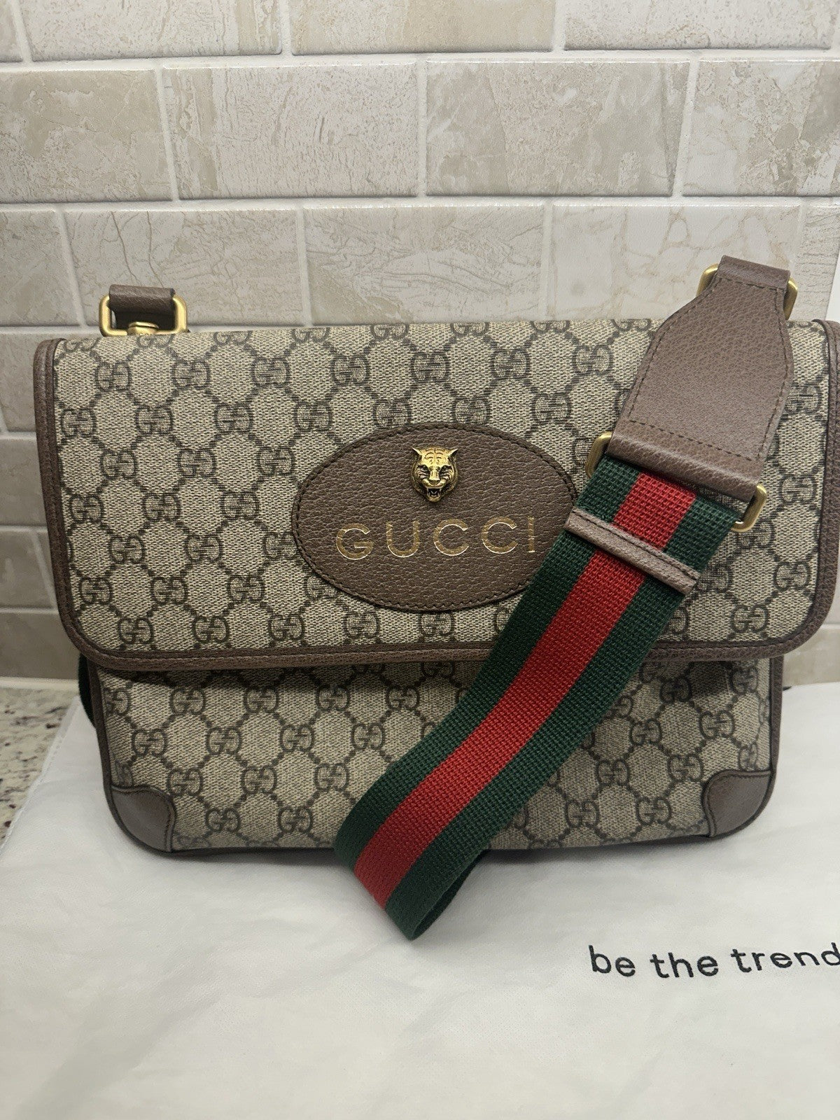 GUCCI Neo Vintage Medium Messenger Bag Shoulder Bag 495654 Coated Canvas Brown